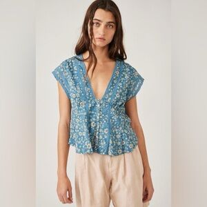 NWOT FREE PEOPLE Landy Printed Top In Garden Combo
